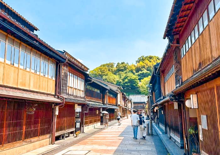Higashi Chaya District