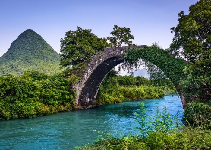 The ancient bridge over the Yulong River