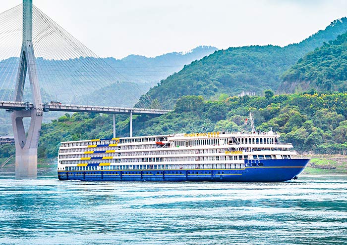 Crucero por el Yangtsé en el Victoria Sabrina con AOT