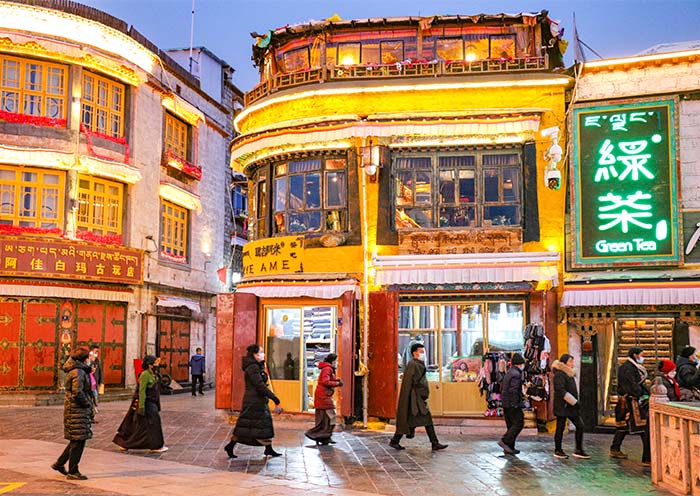Restaurantes沿着Barhkor Street Lhasa Barhkor Street
