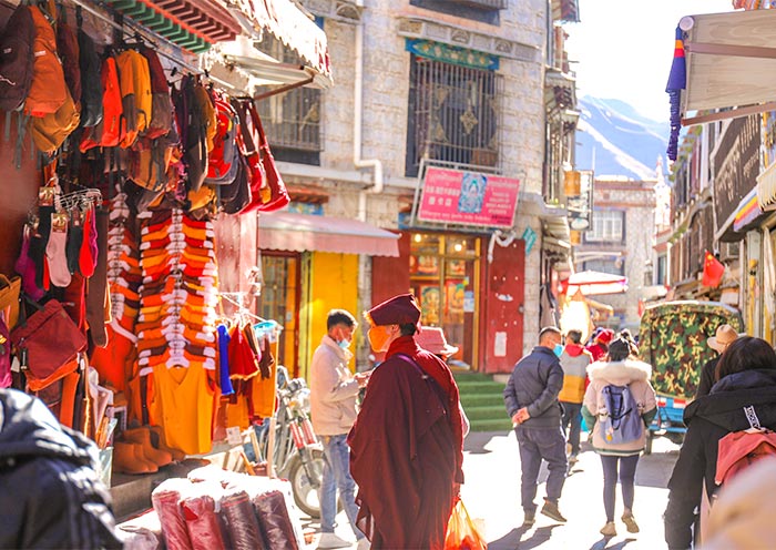 Lhasa Barhkor Street