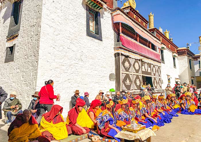 Lhasa Barhkor Street Lhasa Barhkor Street