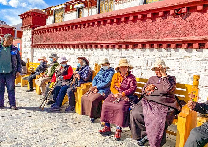Lhasa Barhkor Street