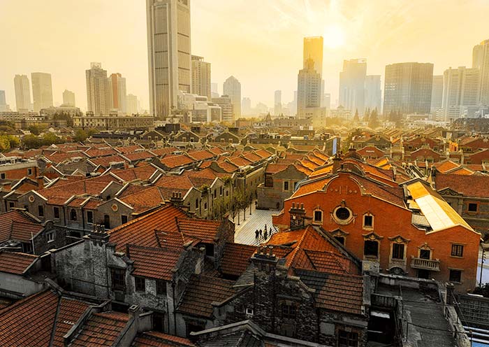 Zhang Yuan, a community of hundreds of shikumen houses