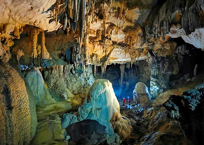 Explore Guilin wild cave featured limestone formations