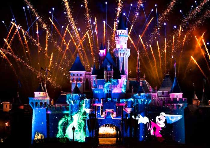 Night show of Hong Kong Disneyland