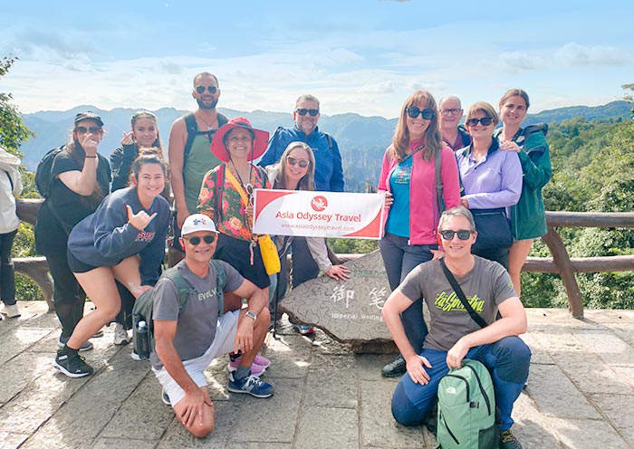 Visita la Montaña Tianzi con AOT
