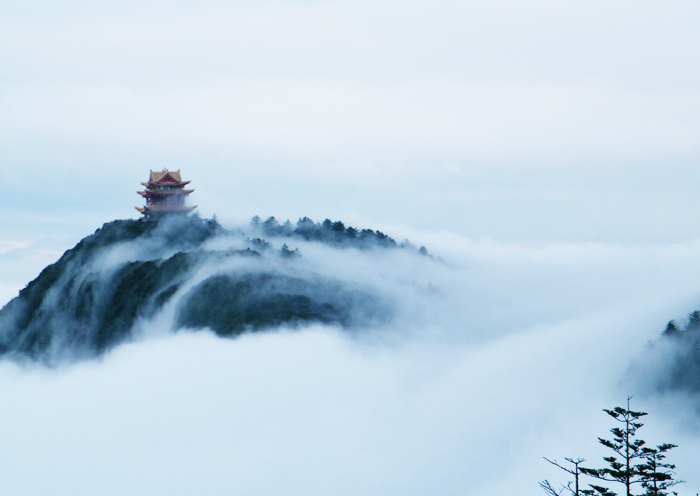 Disfruta del mar de nubes en el Monte Emei
