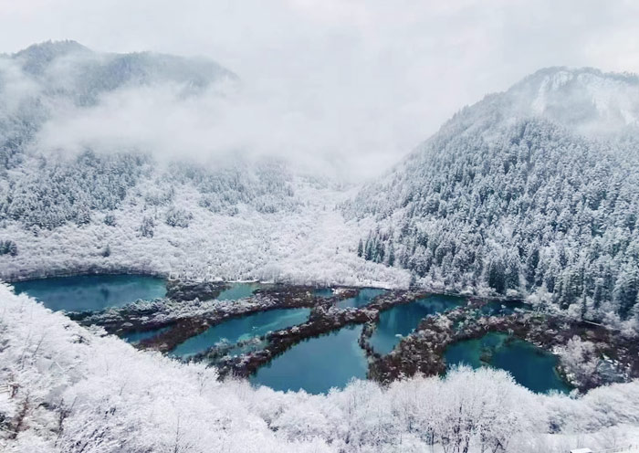 Winter scenery of Jiuzhaigou
