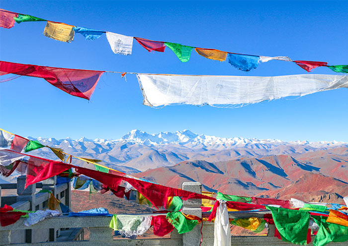 Gyawu La Pass in Tibet to View Mount Everest