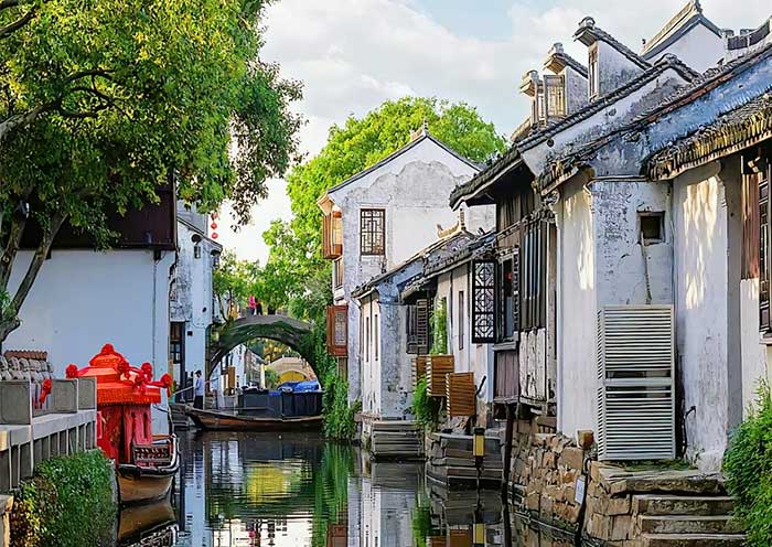 A network of canals, stone bridges and old buildings of Zhouzhuang