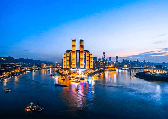 Board a 5-star Yangtze Cruise at Chongqing Chaotianmen
