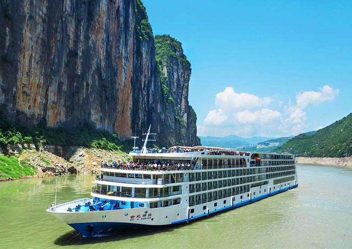 Go with 5-star Yangtze River Cruise