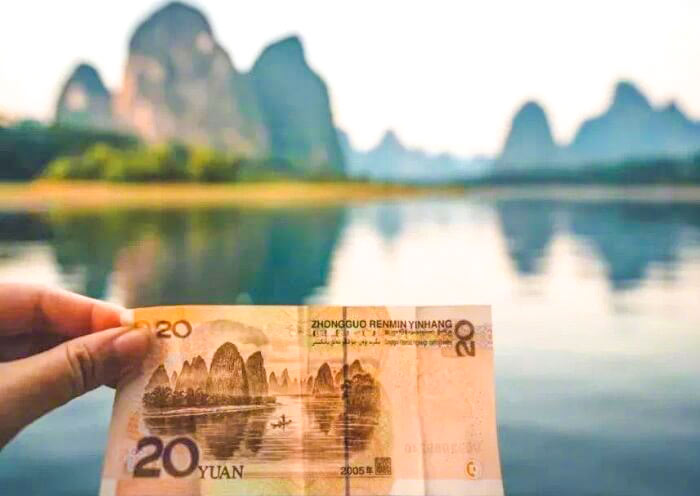 Scenery on the back of the 20 yuan note in Xingping, Guilin