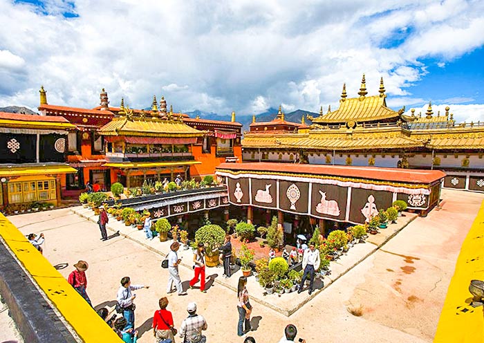 11 Days Nepal Tibet Overland Tour