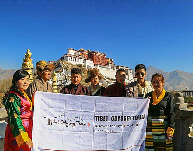 Tour Grupal por Tíbet y Guías Locales Expertos